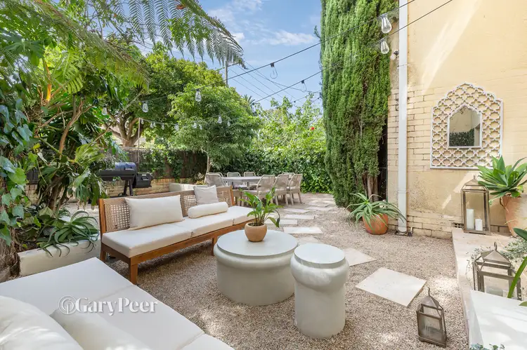 Main view of Homely unit listing, 2/1 Linlithgow Avenue, Caulfield North VIC 3161