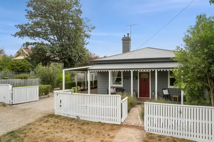 8 Bridport Street, Daylesford VIC 3460