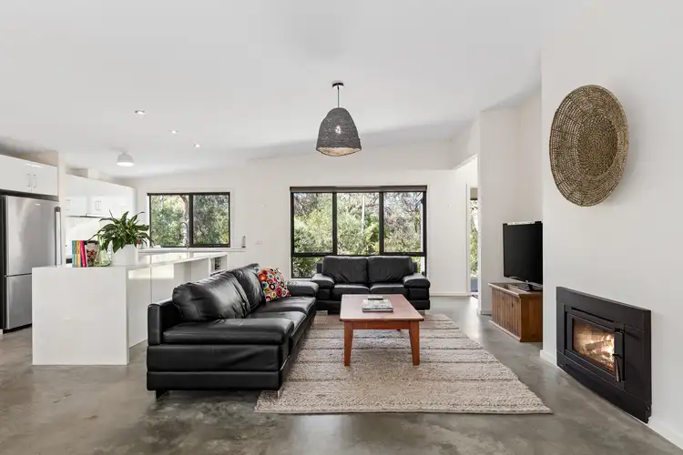 10 Holding Court, Anglesea VIC 3230