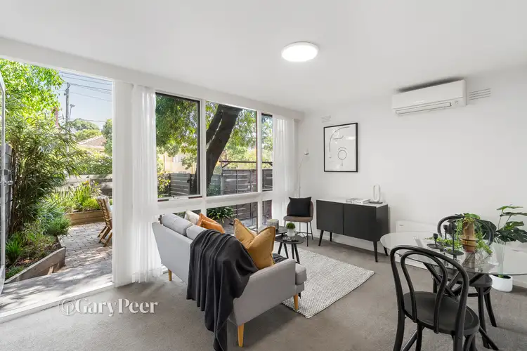 Third view of Homely apartment listing, 2/8 Williams Road, Prahran VIC 3181