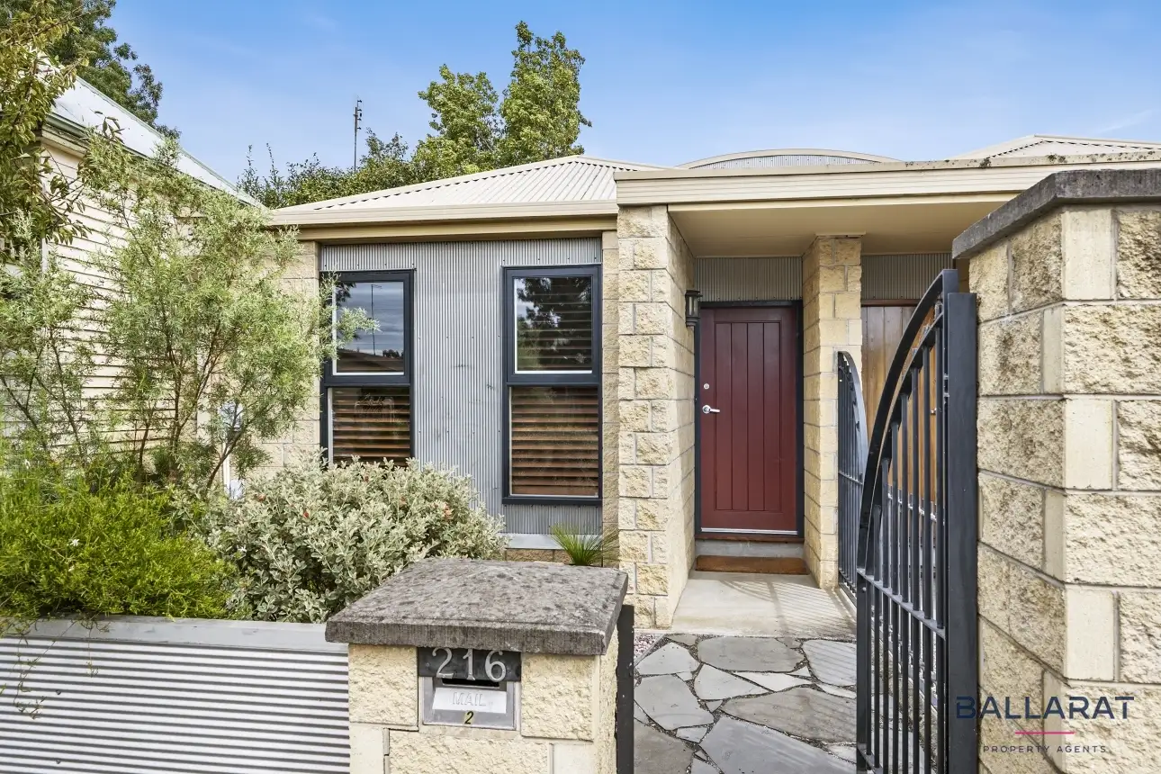 Main view of Homely unit listing, 2/216 Grant Street, Golden Point VIC 3350