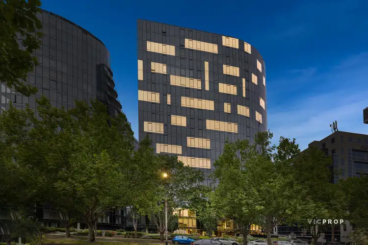 Main view of Homely apartment listing, 1409/605 St Kilda Road, Melbourne VIC 3004