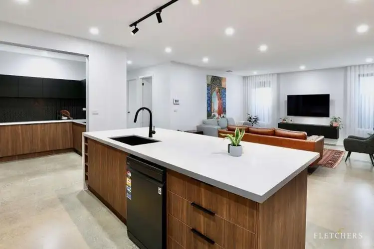 Fourth view of Homely house listing, 6 Cudgerie Close, Craigieburn VIC 3064