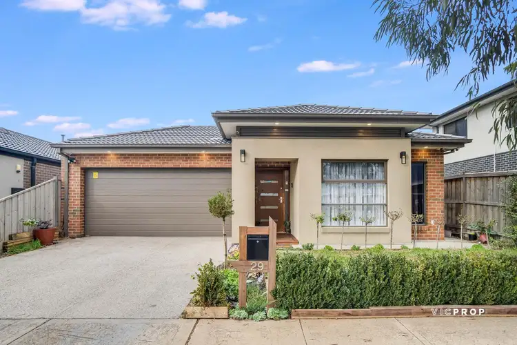 29 Hollywood Avenue, Point Cook VIC 3030
