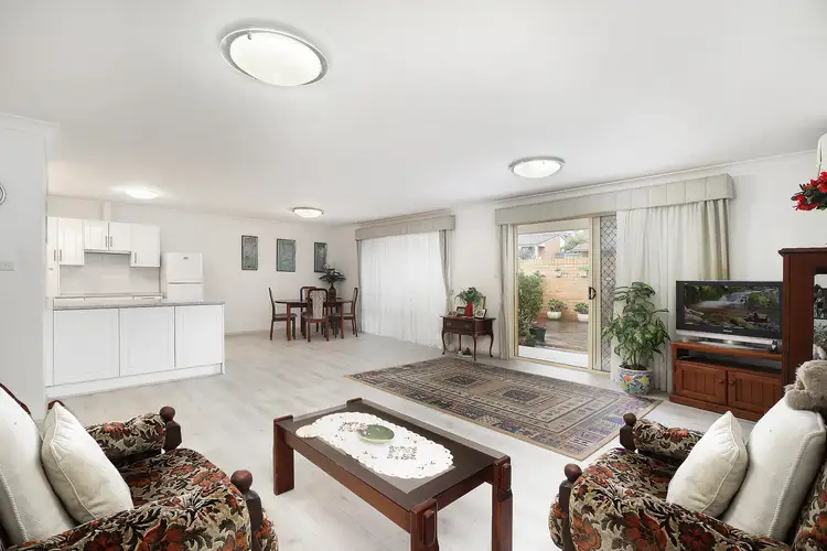 2/1 Aurora Place, Bateau Bay NSW 2261