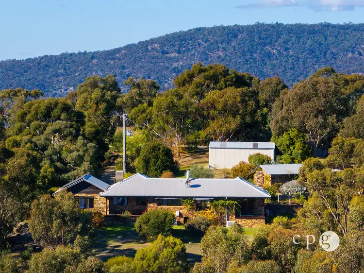 207 Gaaschs Road, Harcourt VIC 3453