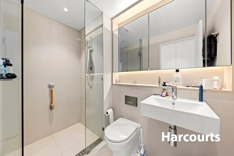 2508/915 Collins Street, Docklands VIC 3008