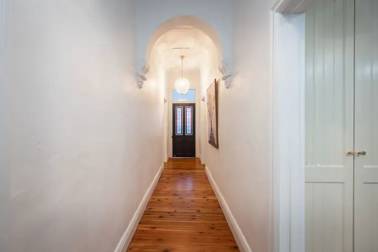 Third view of Homely house listing, 528 George Street, Albury NSW 2640
