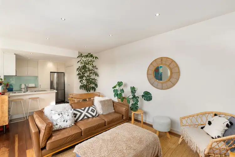Main view of Homely apartment listing, 2/519 Hampton Street, Hampton VIC 3188