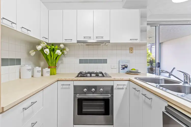 Fourth view of Homely unit listing, 7/16 Grosvenor Road, Indooroopilly QLD 4068