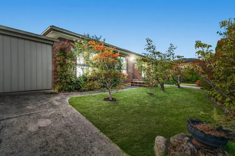 Main view of Homely unit listing, 1/5 Hindon Street, Blackburn VIC 3130