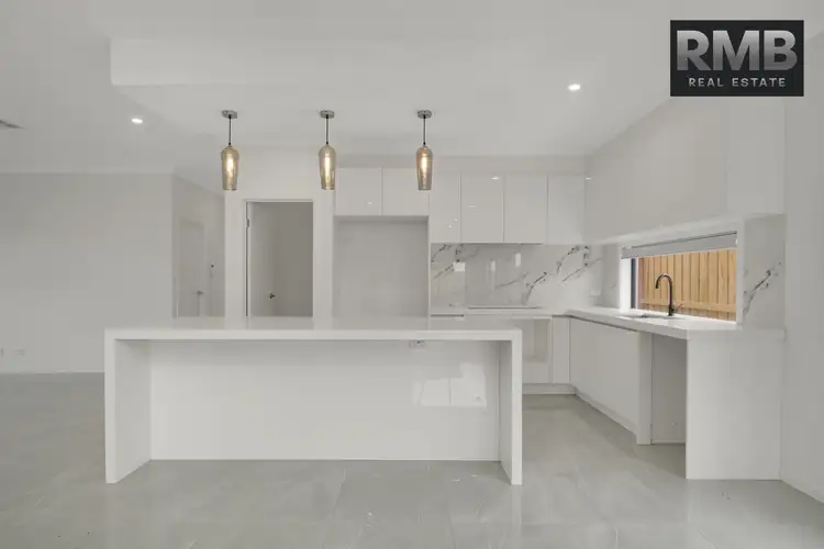 Second view of Homely house listing, 5 Ormond Boulevard, Tarneit VIC 3029