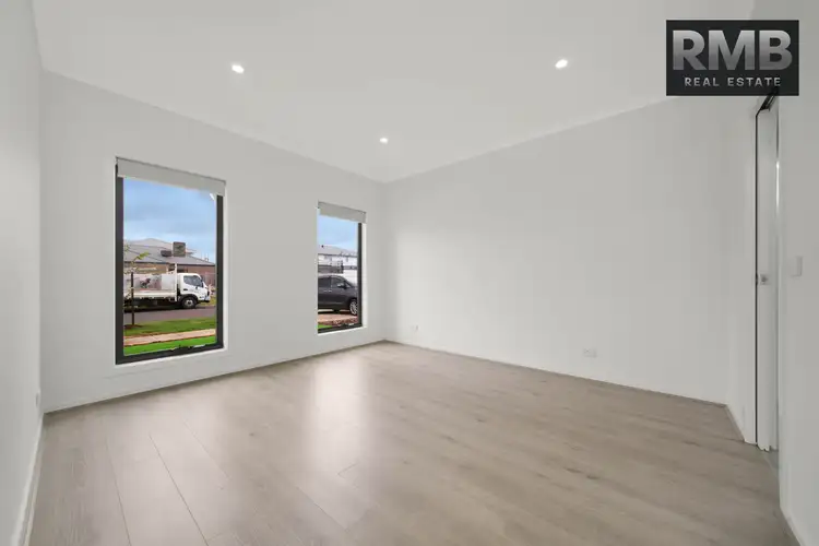 Seventh view of Homely house listing, 5 Ormond Boulevard, Tarneit VIC 3029