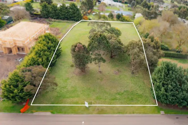 44 Tattersall Drive, Kyneton VIC 3444