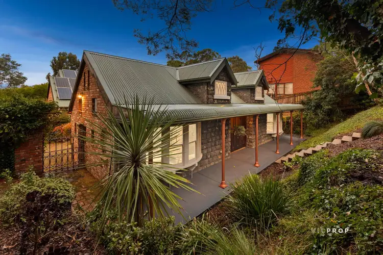 42 Albion Crescent, Greensborough VIC 3088