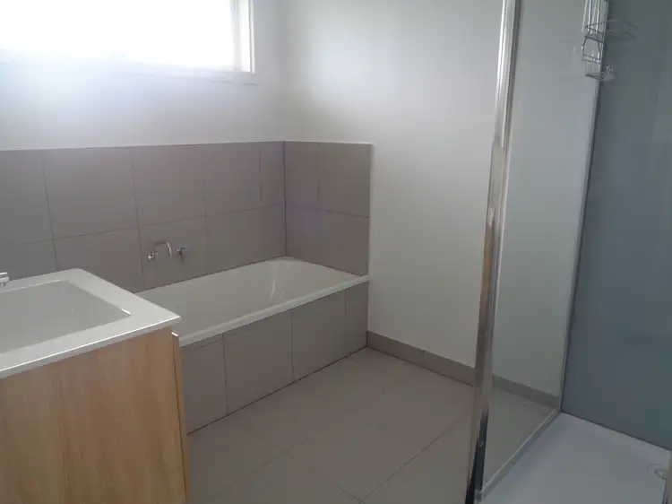 Fifth view of Homely house listing, 1 Pottenger Way, St Albans VIC 3021