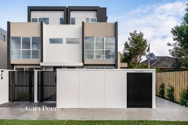 Second view of Homely townhouse listing, 5/181 East Boundary Road, Bentleigh East VIC 3165