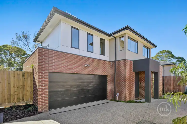 Third view of Homely townhouse listing, 2/37 Grieve Street, Macleod VIC 3085
