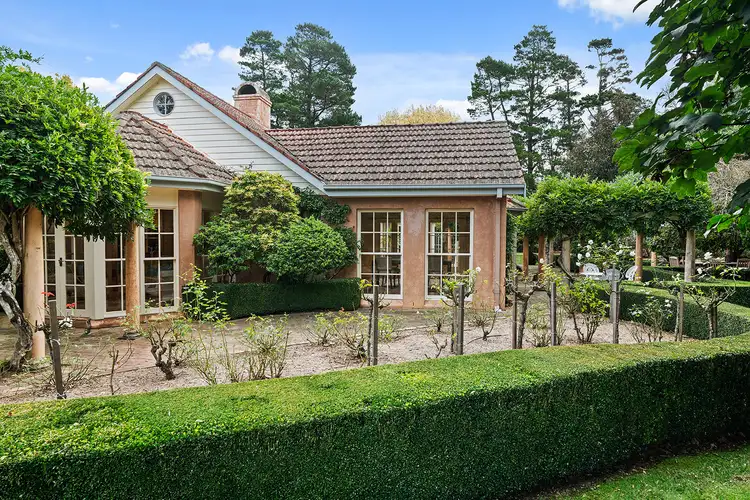 Sixth view of Homely house listing, 9 Ranelagh Road, Burradoo NSW 2576