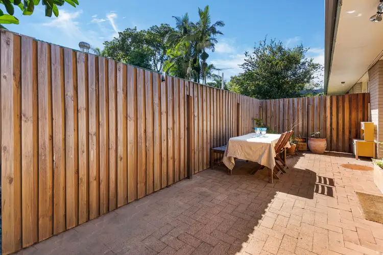 Fifth view of Homely unit listing, 2/84 Whitmore Street, Taringa QLD 4068