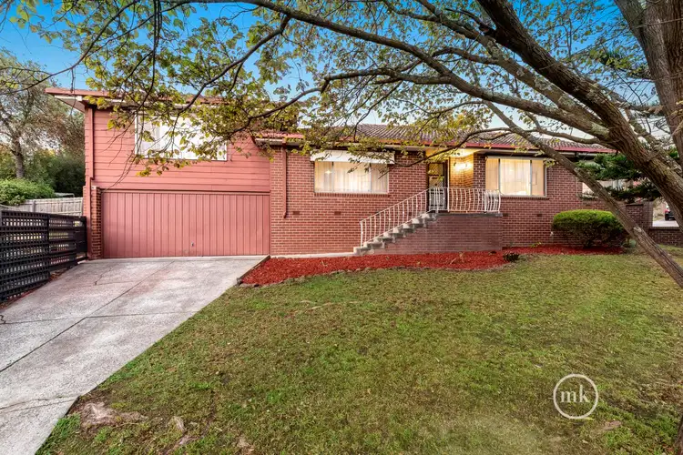 12 Trist Street, Watsonia North VIC 3087