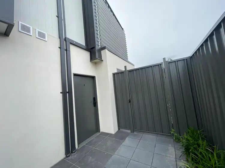 6/7 Creswick Street, Footscray VIC 3011