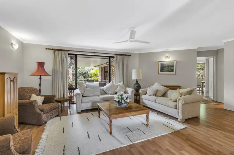8 Sandlewood Close, Moggill QLD 4070