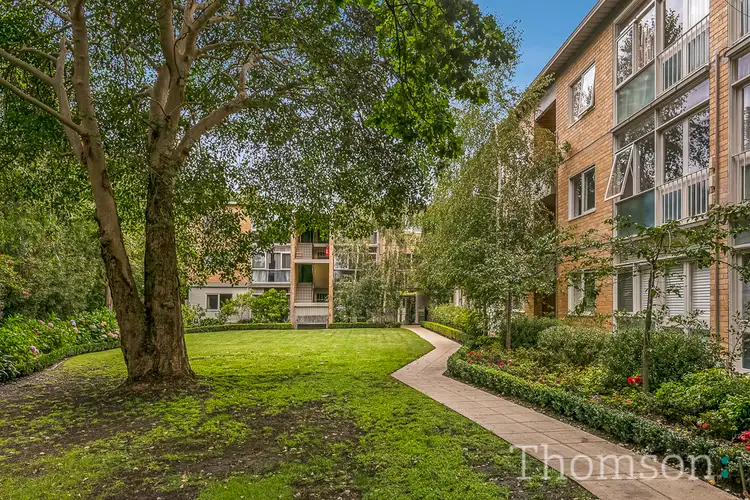 61 Kooyong Road