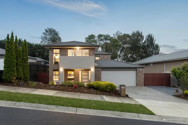 10 Treevalley Drive, Doncaster East VIC 3109