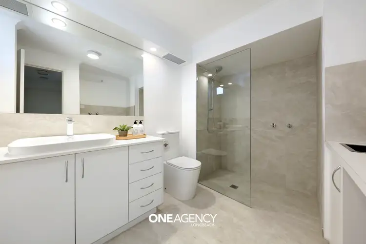 Sixth view of Homely apartment listing, 21/128-130 Beach Road, Parkdale VIC 3195