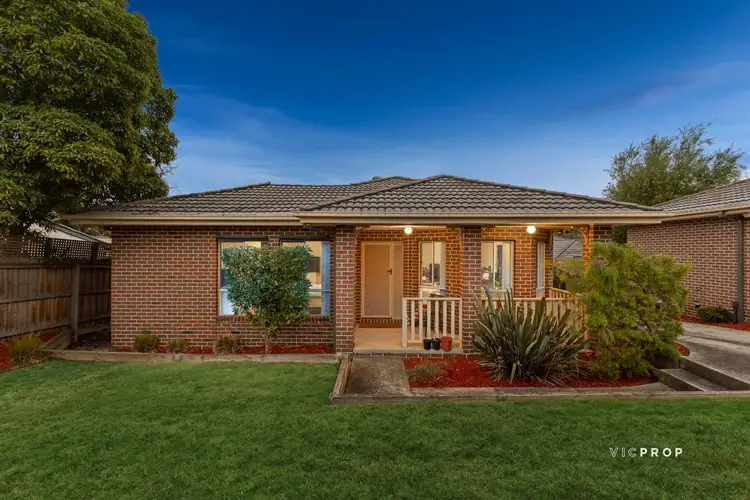 1/4 Wilson Street, Ferntree Gully VIC 3156