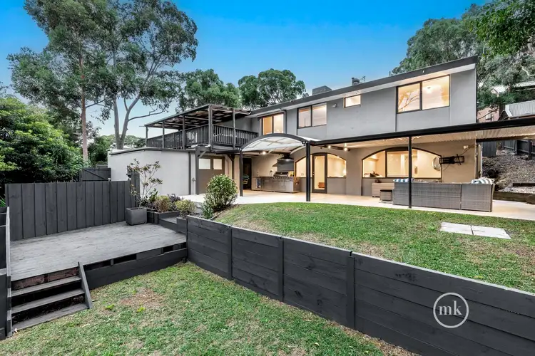 9 Nungeroo Court, Eltham North VIC 3095