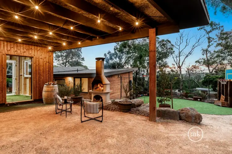 2 Shalbury Avenue, Eltham VIC 3095