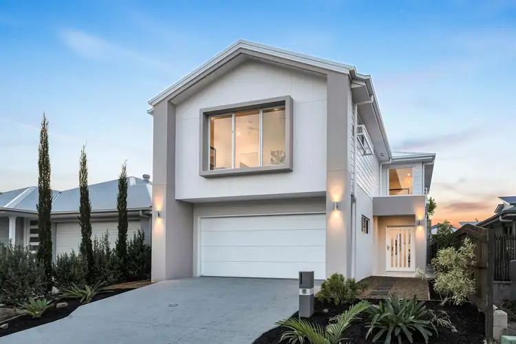 3 Grass Lane, Greenbank QLD 4124