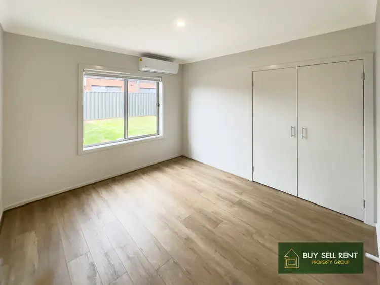 Fifth view of Homely house listing, 19 Mallaig Drive, Beveridge VIC 3753