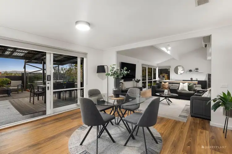 Fifth view of Homely house listing, 2 Chaplin Court, Templestowe VIC 3106