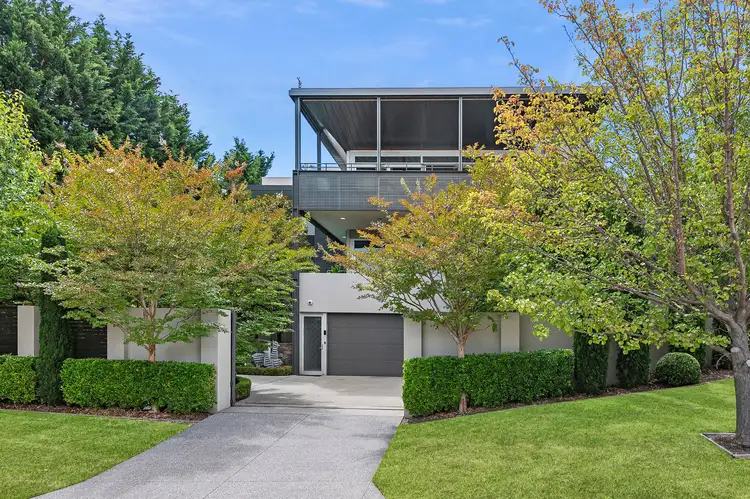 6 Herbert Street, Mornington VIC 3931