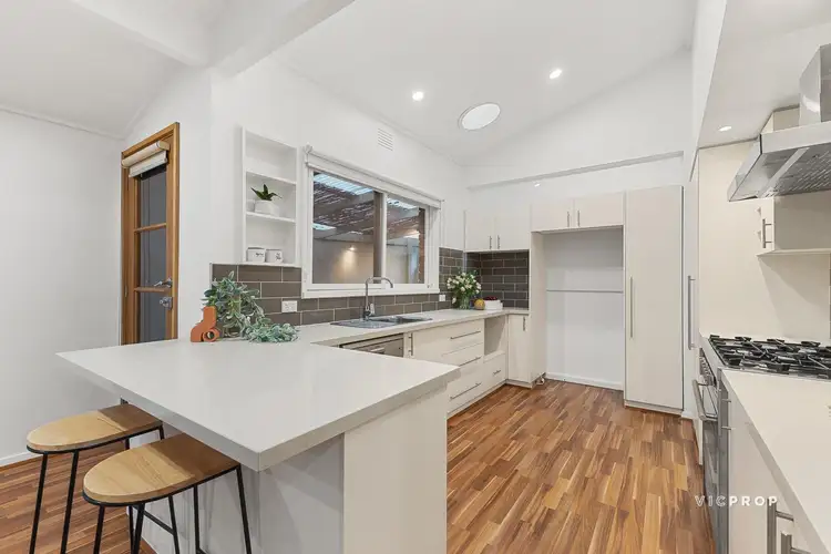Second view of Homely house listing, 7 Colin Court, Dingley Village VIC 3172