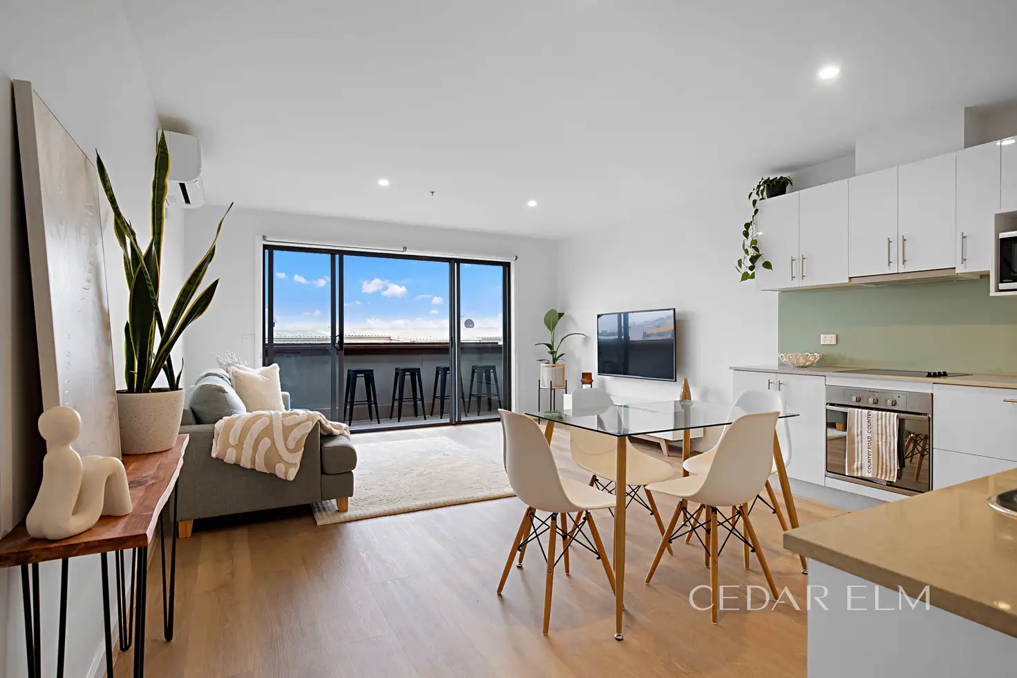 Main view of Homely apartment listing, 6/79 Atherton Road, Oakleigh VIC 3166
