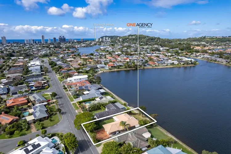 44 Auk Avenue, Burleigh Waters QLD 4220