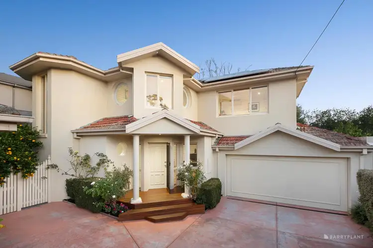 2/26 Mayfair Avenue, Templestowe Lower VIC 3107