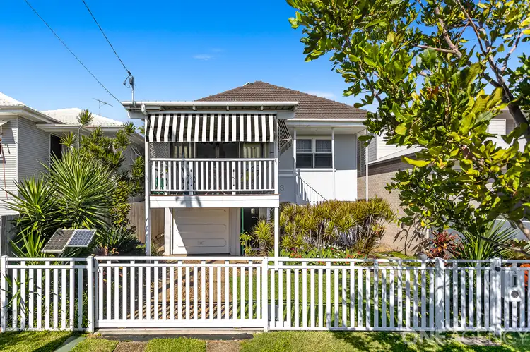 3 Third Avenue, Scarborough QLD 4020