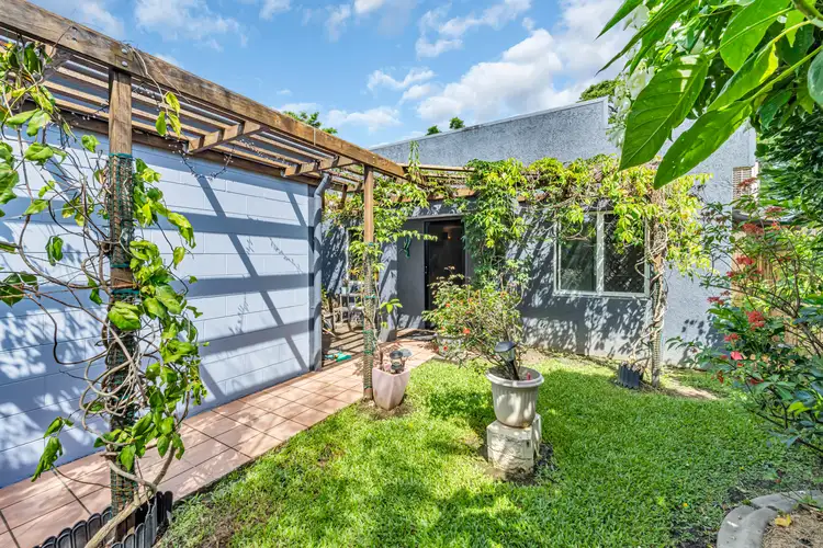 7 Feathertop Close, Smithfield QLD 4878