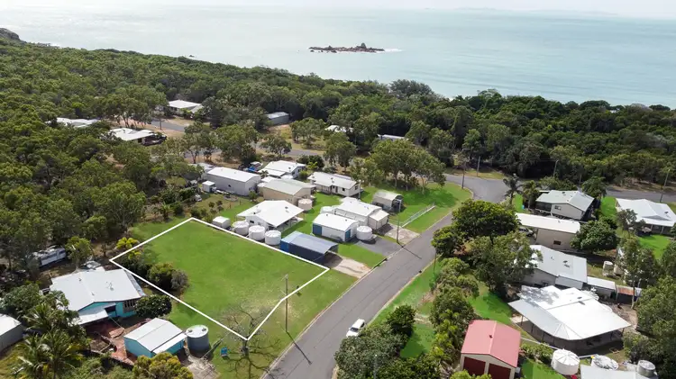 17 Barramundi Street, Stanage QLD 4702