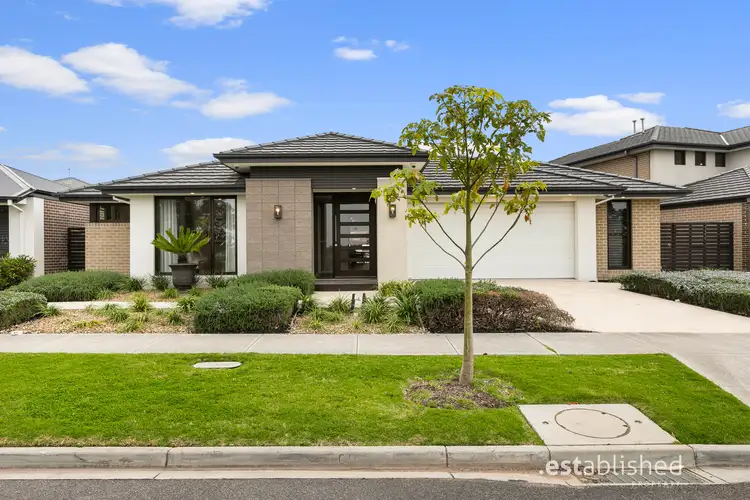 6 Columbus Street, Point Cook VIC 3030