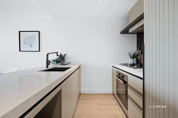 Fifth view of Homely unit listing, 210/710 Burwood Road, Hawthorn East VIC 3123