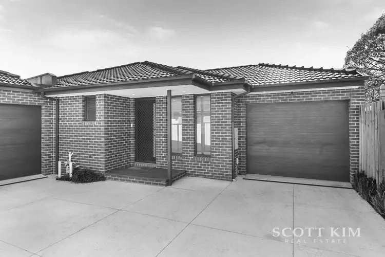 Main view of Homely unit listing, 2/33 Mackie Road, Mulgrave VIC 3170