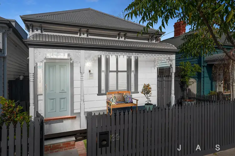 39 Hobbs Street, Seddon VIC 3011