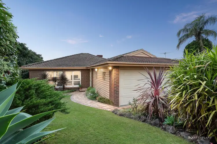 9 Wallara Close, Doncaster East VIC 3109
