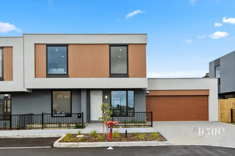 Main view of Homely house listing, 31 Annette Court, Endeavour Hills VIC 3802